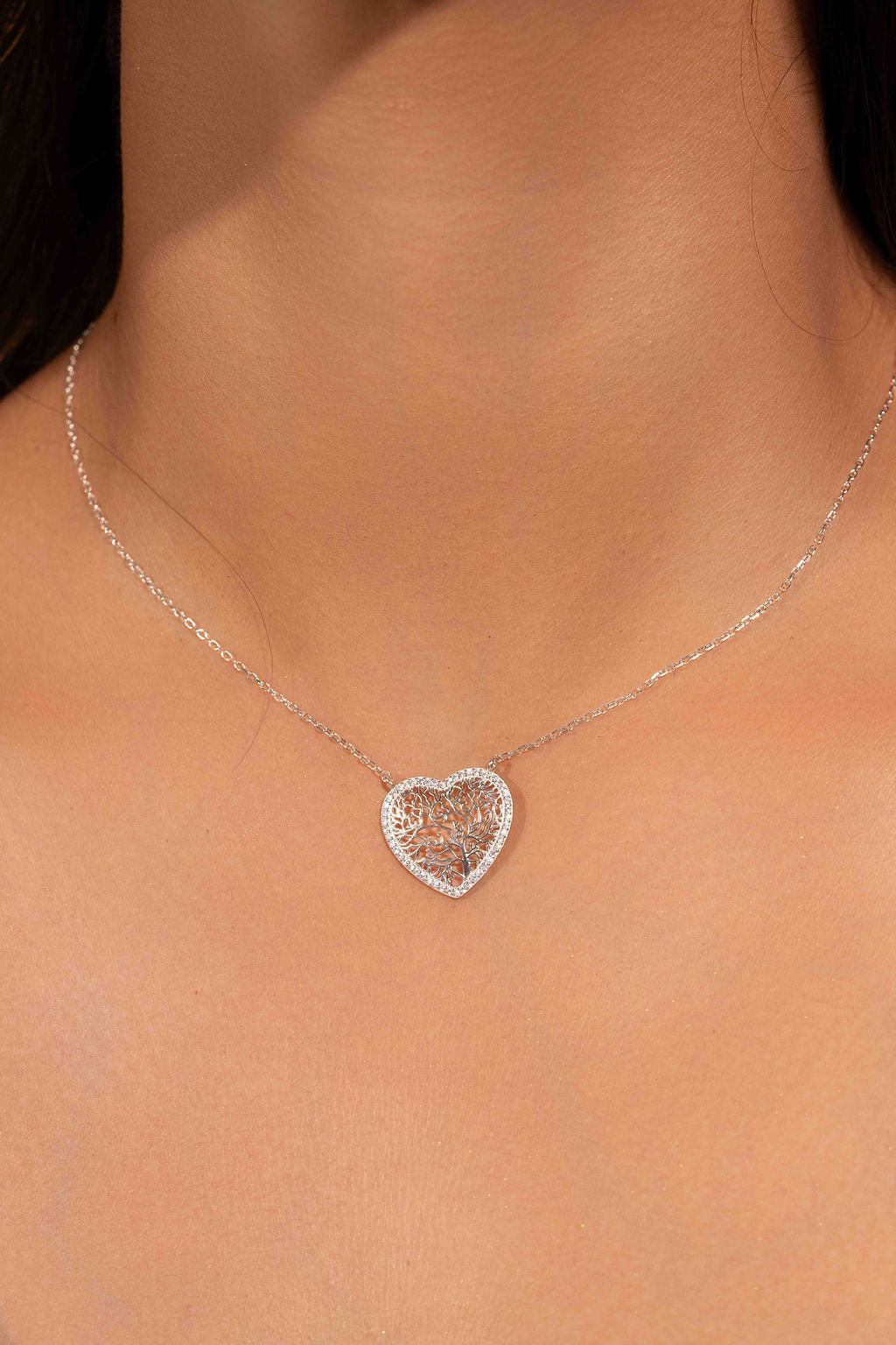 Elowen Necklace Woman