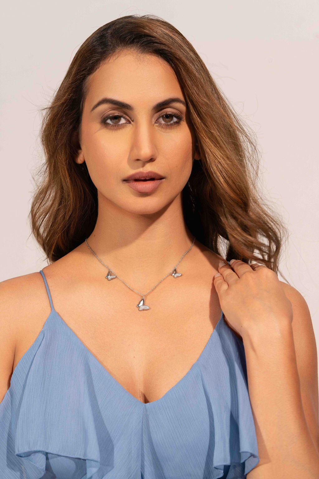 Flutterline Necklace