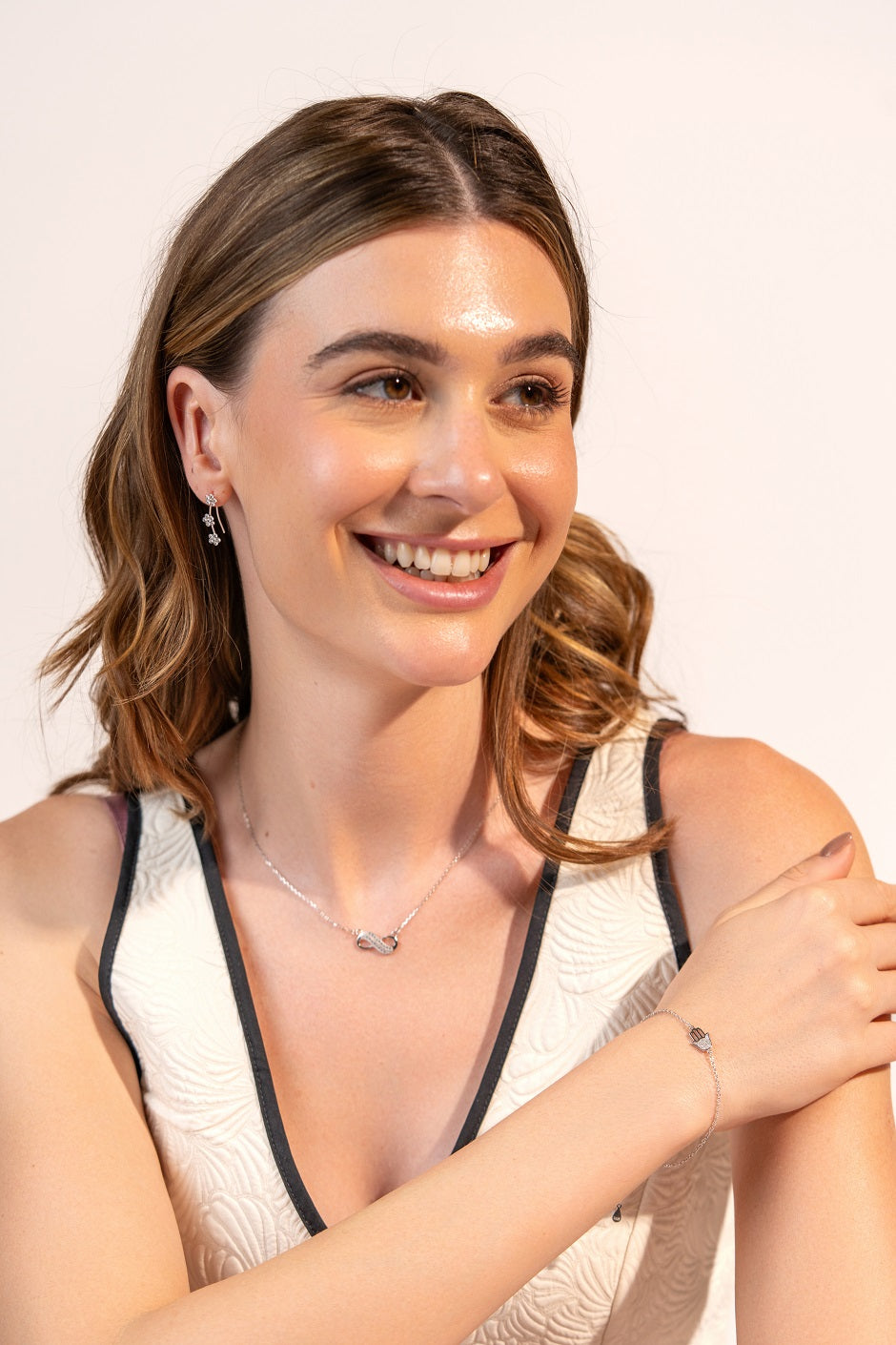 Infini Neclace For Women