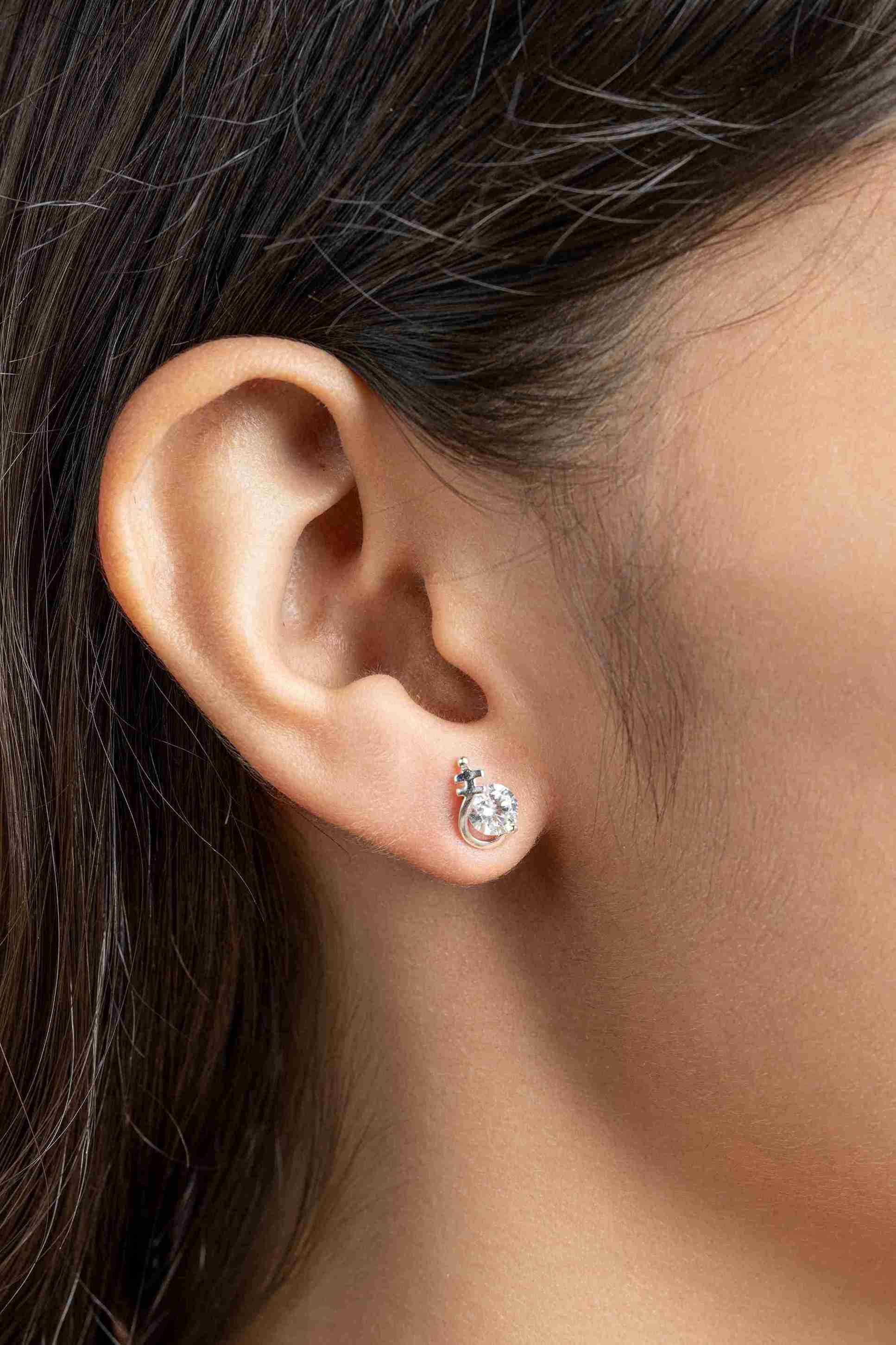 Lune Studs