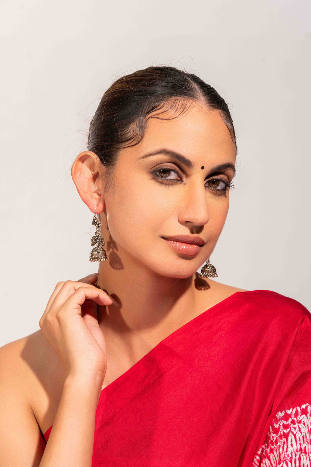 Naika Jhumkhas