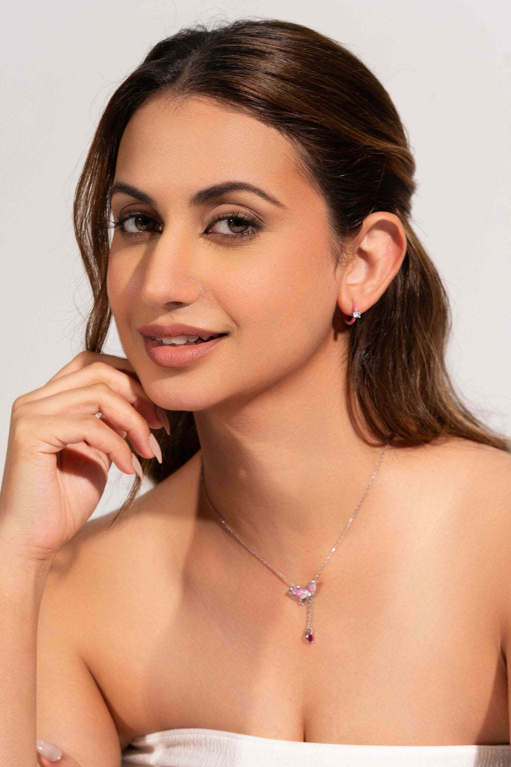 PivetteEarringsWoman