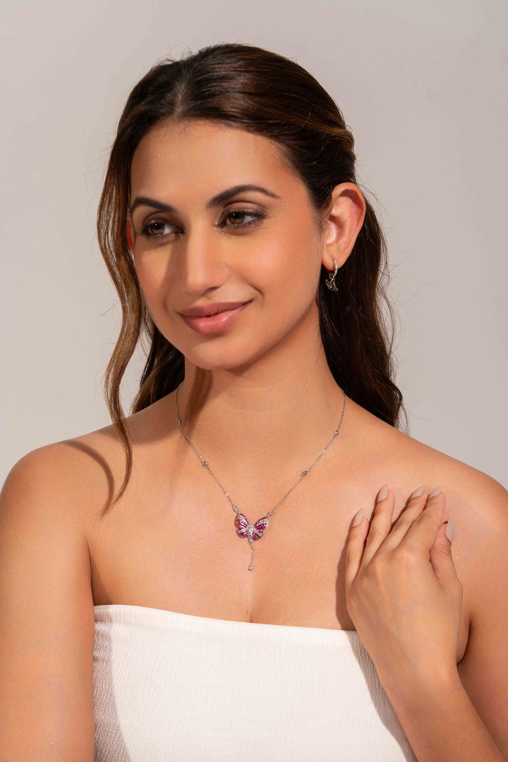 Sway Necklace