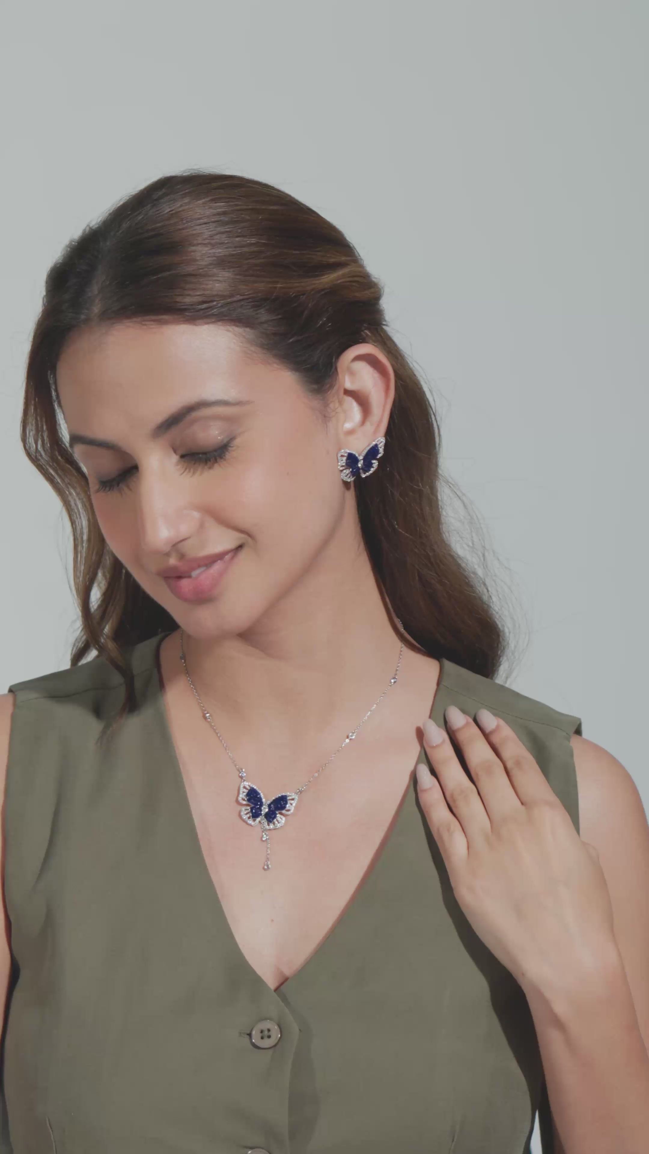 Aelina Necklace