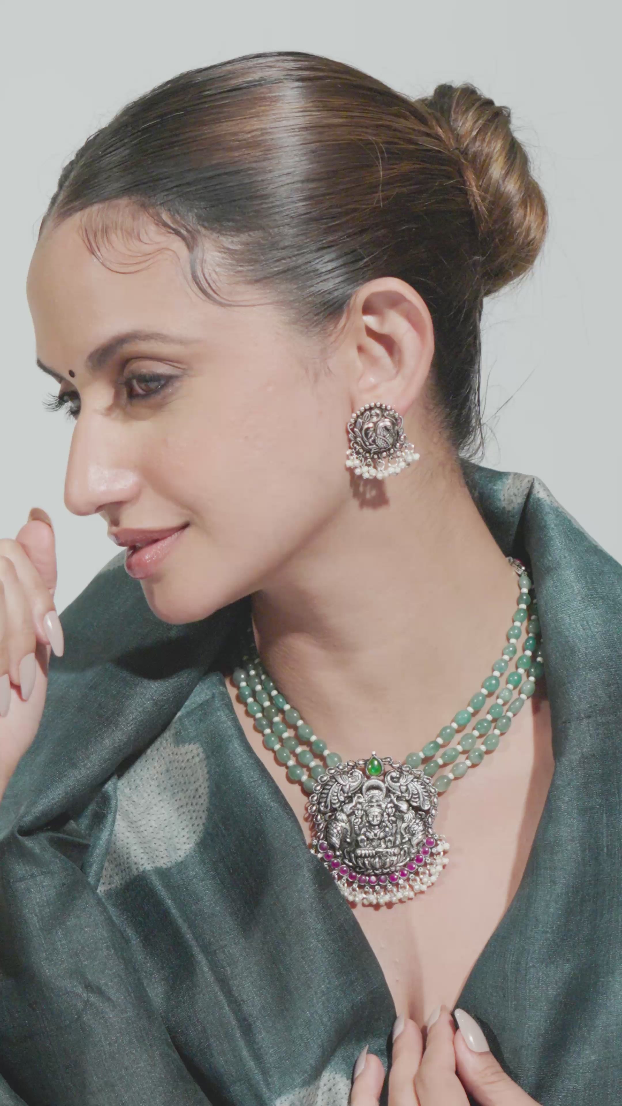 Raasya Set